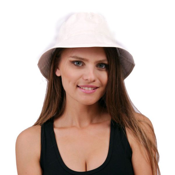 כובע פטריה לבן